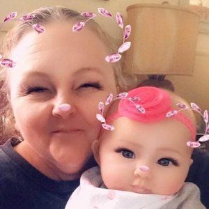 Meet your Posher, Vicki